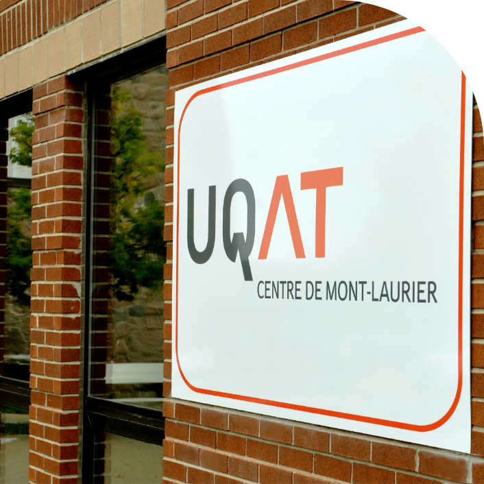 uqat-centre-mont-laurier